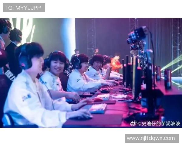 聚焦英雄联盟IG战队的力量与荣耀探讨团队合作与个人能力的完美结合